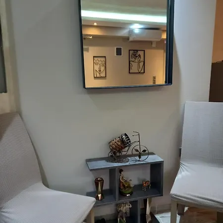 Agali House לימנריה